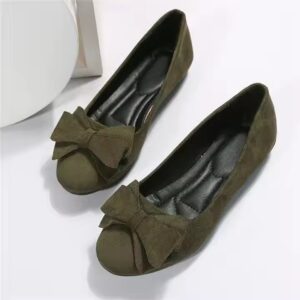 Lightweight soft soled bean shoes for spring and autumn - Image 2