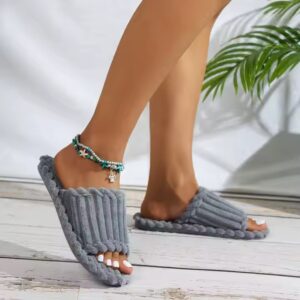 Roman style flat toed sandals for women in summer - Image 3