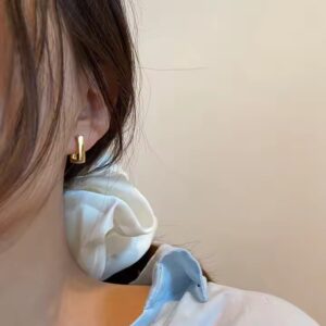 New Square Design Hoop Earrings for Women - Image 4