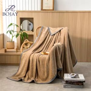 Luxury Home Soft Plaid Pineapple Flannel Throw Blanket warm Polyester Coral Fleece Blankets for Winter - Image 6
