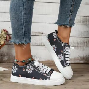 Women leisure flower flat canvas shoes - Image 6