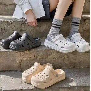 Popular beach platform sandals, simple wear-resistant non-slip shoes, and women's height-increasing sandals - Image 3