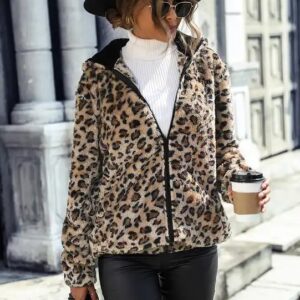 Wholesale Streetwear Winter Collection Fashion Women American High Quality Loose Jacket Cardigan Fur Coats - Image 4