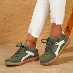 2024 spring and autumn new fashion thick sole fashion casual large size women's board shoes - Image 5