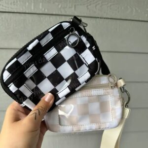 Checkered Nylon Wristlet Keychain Purse Ladies Wristlet Wallet Custom Mini Coin Purse Wrist Strap Wallet Accessories - Image 4