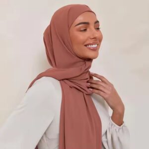 Wholesale Solid Color Malaysian Hijabs Women Turban Scarf Pearl Chiffon Bubble Long Hijab - Image 4