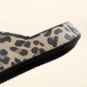 Summer Women Comfort Flip-Flop Leopard Soft Thick-Soled Cloud Slippers Travel Vacation Beach Shoes New Women Sandals - Image 5