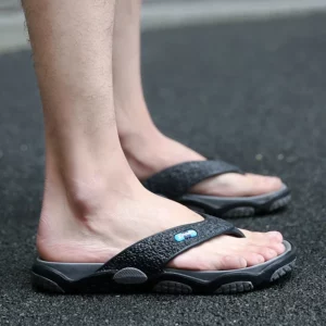 New Summer Fashion Mens Flip Flops Casual Slippers Indoor and Outdoor Slippers - Image 3