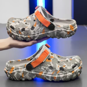 New Men's Clogs Slippers Sandal Men Garden Shoes Flat Camouflage Sandals Male Sneakers Outdoor Flip Flops Home Clogs - Image 1