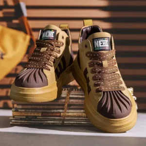 New Mid Top Men's Shoes Spring and Autumn Comfort High Top Board Shoes Thick Sole Men's Sports Shoes - Image 2