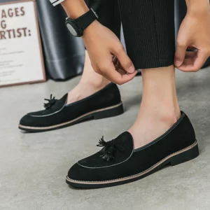 Spring Autumn New Men's Suede Leather Shoes Massage Sole Flat Loafers Trendy Versatile Men's Work Driving Shoes Minimalist New - Image 5