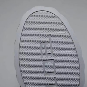 Oulylan Men's Breathable Sneakers Summer Casual Lightweight Round Head Solid Colour Non-slip Flats Walking Shoes Male - Image 5