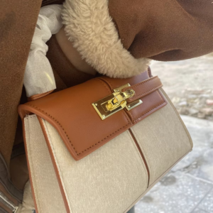 Large-size trapezoidal bag 2025 new niche design large-capacity single-shoulder crossbody bag ladies handheld small square bag - Image 5