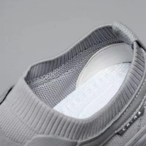 Oulylan Men's Breathable Sneakers Summer Casual Lightweight Round Head Solid Colour Non-slip Flats Walking Shoes Male - Image 4