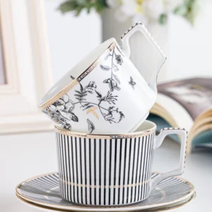 European Bone China Coffee Cups and Saucers Set Exquisite British Afternoon Tea Tea Set Gift Box Wedding Birthday Gift - Image 4
