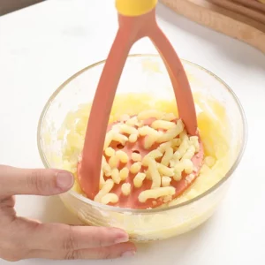 Hand Potato Masher Useful Soft Grip Potato Press Crusher PP Manual Potato Masher - Image 3