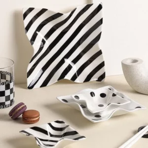 Hand Pinching Irregular Plates French Retro Hepburn Style Black White Polka Dot Tableware Artistic Underglaze Color Plate - Image 2