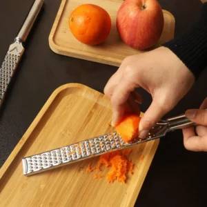 Handheld Cheese Grinder Stainless Steel Garlic Grater Vegetable Fruit Grinder Lemon Zester Citrus Ginger Cheese Grinding Tools - Image 4