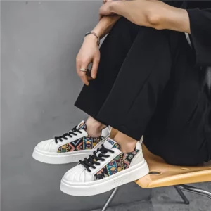 New Men's Casual Sports Shoes Comfortable Breathable Trendy and Versatile Sneakers Flat-soled Outdoor Sports Little White Shoes - Image 5