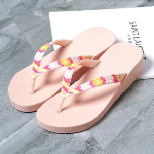 Women Slippers Summer Outside Slope Heel Flip Flops Women Fashionable Beach Shoes Casual Vacation Outdoor Slippers Pantuflas - Image 1