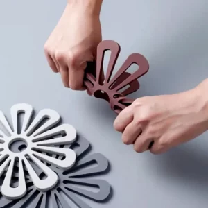 2025 Sale Kitchen Pot Mat Flower Shape Pot Holders for Hot Pots and Pans Holder Kitchen Insulation Coasters Hot Pad for Dishes - Image 5