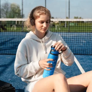 Fjbottle Plastic Water Bottle with Magnetic Lid, Leakproof Sports Water Bottle with Carry Strap BPA-FREE 1000ml - Image 5