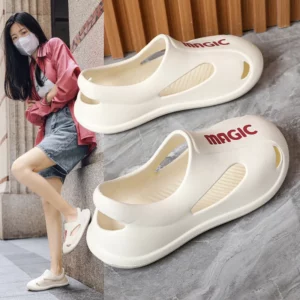 Eva shoes with a sense of stepping on shit summer fashion trendy wearing couples beach shoes thick-soled sandals men/women. - Image 3