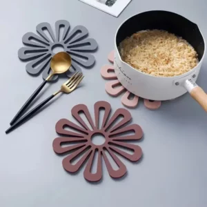 2025 Sale Kitchen Pot Mat Flower Shape Pot Holders for Hot Pots and Pans Holder Kitchen Insulation Coasters Hot Pad for Dishes - Image 1