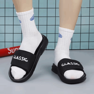 2025 New Men Slippers Outdoor Beach Sandals Trend Men Slides Men Casual Shoes Flip-flops Home Slippers Beach Sandals Big Size 45 - Image 2