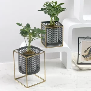 Limited Nordic Light Luxury Gold Hollowed Flower Pot Creative Fashion Balcony Plant Stand Simple Atmosphere Indoor Decor Shelf - Image 4