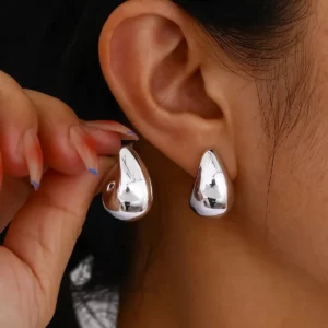 Vintage Elegant Teardrop Stud Earring Set Chic Simple Fashion Lightweight Earrings for Women Daily Wear Party Jewelry Gift 2025 - Image 3