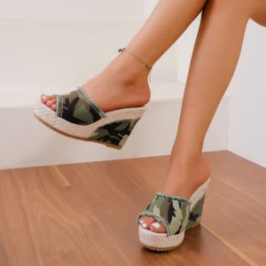 Women Wedges Slippers 2024 Summer New Fashion Platform Sandals Comfortable High Heels Women Slippers Outdoor Beach Slides Women - Image 2