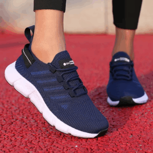 Women's Running Shoes Breathable Mesh Fabric Fashionable Sneakers Lightweight Casual Versatile Luxurious Men's Tennis Flat Shoes - Image 3