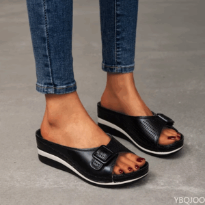 Women Slippers 2022 Summer Platform Wedge Sandals Women Outdoor Casual Beach Shoes Women Closed Toe Flat Slippers Plus Size 43 - Image 5