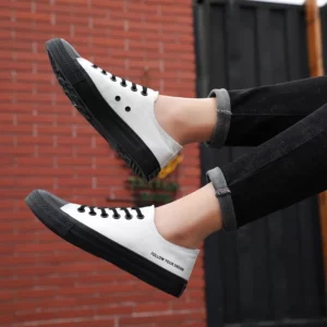 Spring Autumn Breathable Black Canvas Shoes for Men Fashion Sneakers Casual Flat Lace Up Vulcanized Shoes Luxury Tenis Masculino - Image 3