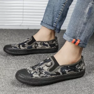 Summer Camouflage Loafers Wear-resistant Men's Sneakers Slip-on Walking Shoes for Men Competition Training Men's Sports Shoes - Image 4