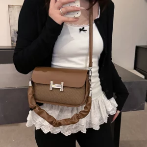 High Quality Fashionable Crossbody Bag Women's Designer Leather Handbag Minimalist Solid Color With Adjustable Shoulder Strap - Image 11