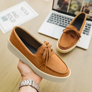 Stylish Vintage Mens Loafers Casual British Style Handmade Tooling Low Top Round Toe Lace-Up Skate Shoes Men Flat Designer Shoes - Image 1