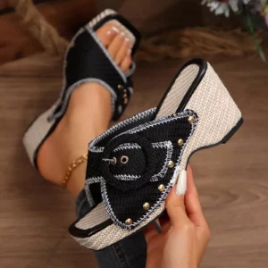 Women'S Thick Heel Metal Buckle Slippers With Straight Strap Beach Sandals Western Cowboy Style Chunky Heel Platform Slippers - Image 1