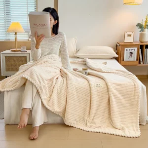 Category A Thicken Jacquard Velvet Warm Autumn Winter Blankets Soft Skin-friendly Warmth Sofa Blanket Warmth Comfortable Duvet - Image 5