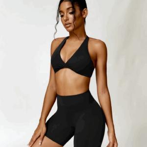 European and American Seamless Thread Yoga Shorts, Three Part Yoga Pants, Seamless Sports Tight Fit, High Waisted Fitness Pants - Image 4